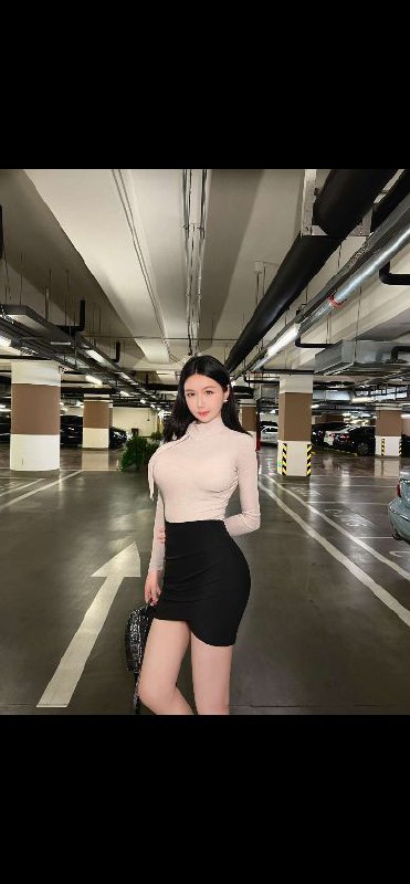 重庆大蜜高大白重庆大蜜：173，🐻E，重庆本地人，皮肤雪白，服务超好，技术高超，可69可🐍吻，情趣丝袜道具玩具，样样精通。刘雨涵