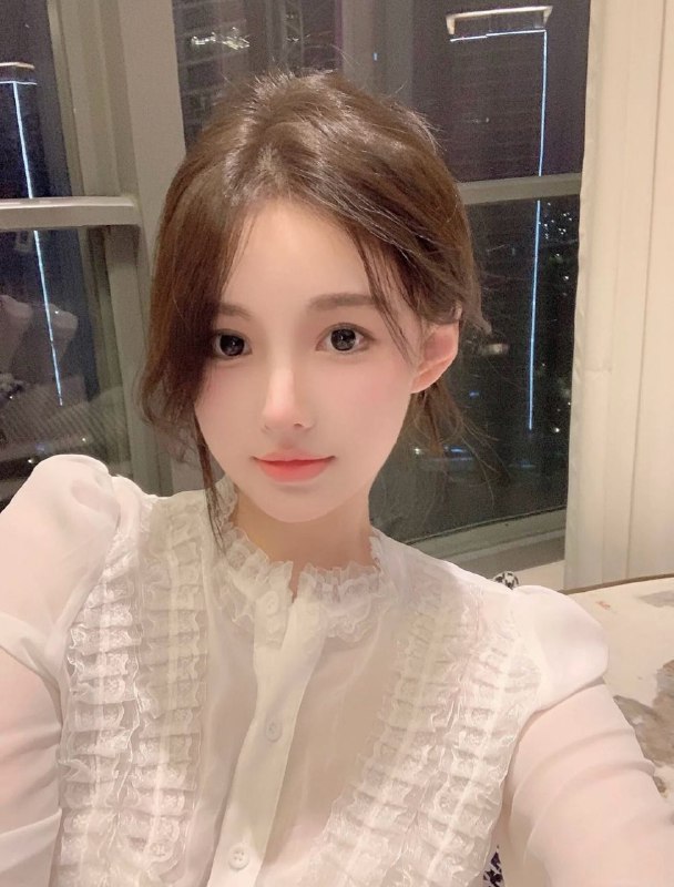 重庆啊泽🏠极品纯欲网红02年 身高168cm 90斤  D罩杯69🐍纹  姿势多样 婀娜多姿听话温柔配合度高 不催不事 全自动女友