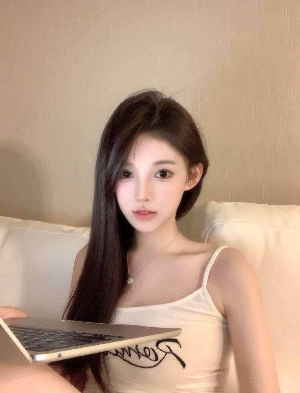 重庆啊泽🏠极品纯欲网红02年 身高168cm 90斤  D罩杯69🐍纹  姿势多样 婀娜多姿听话温柔配合度高 不催不事 全自动女友