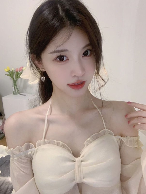 重庆可欣🏡新人兼职 王牌推荐👄🎶03 在校舞蹈艺术生 乖巧 甜美 雪白 三点粉🔜给你女友般的体验💕评价好 水嫩水多可满足一切需求✅170/36c