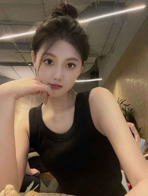 重庆可欣🏡中央戏剧学院表演系本科在读学生兼职 170d 真极品新人 多才多艺 芭蕾舞女孩