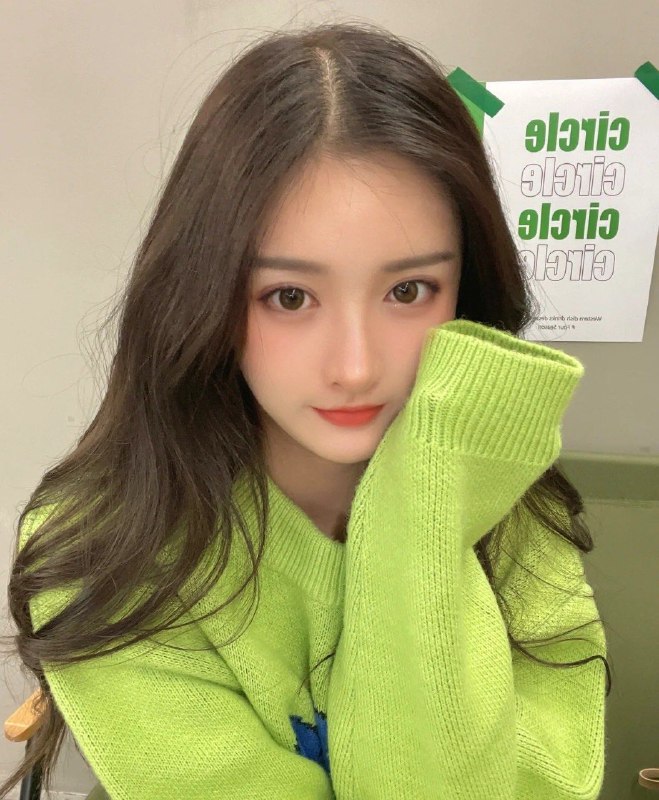 重庆可欣1 𝐇𝐞𝐢𝐠𝐡𝐭身高/170• 𝐖𝐞𝐢𝐠𝐡𝐭体重/92• 𝐁𝐮𝐬𝐭胸围/D• 𝐀𝐠𝐞年龄/04年• 𝐎𝐜𝐜𝐮𝐩𝐚𝐭𝐢𝐨𝐧职业/ 学生• 𝐒𝐩𝐞𝐜𝐢𝐚𝐥𝐢𝐭𝐲特长/声音甜美 温柔• 𝐇𝐨𝐛𝐛𝐲兴趣/健身🏋🏻旅行全身无赘肉 S型身材 本人比照片漂亮💎本科在校大学生💎贴心小女友 大长腿💎气质大牌  皮肤白嫩