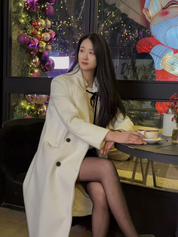 重庆水原希子170御姐重庆新人，身高:光脚170 真胸：36D  年龄00身体特点：真实D奶，天然无整容奶油 肌白皙光滑，热爱健身，大蜜🍑臂热情主动，温柔体贴，黄金比例，前凸后翘可情趣，可Kiss 可69 可验证假赔