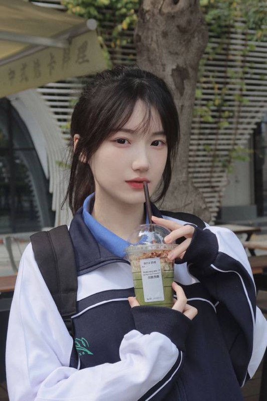 超级瘦小可爱首次抵达S身材，A4腰。聪明伶俐，懂事听话，#重庆外围#重庆商务模特#重庆上门#外围经纪#重庆外围女#重庆伴游