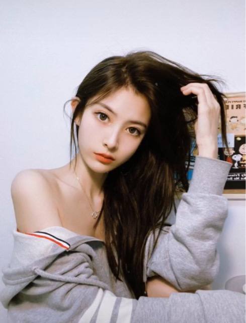 身高/166体重/90胸围/C年龄/02年职业/学生#重庆外围#重庆商务模特#重庆上门#外围经纪#重庆外围女#重庆伴游