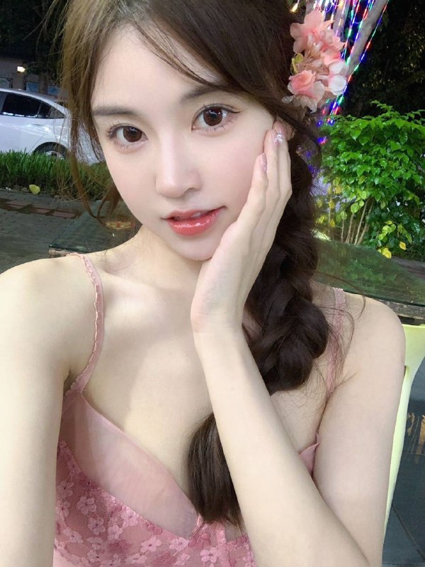 九儿新人167  02  43  C➕，#重庆外围#重庆商务模特#重庆上门#外围经纪#重庆外围女#重庆伴游