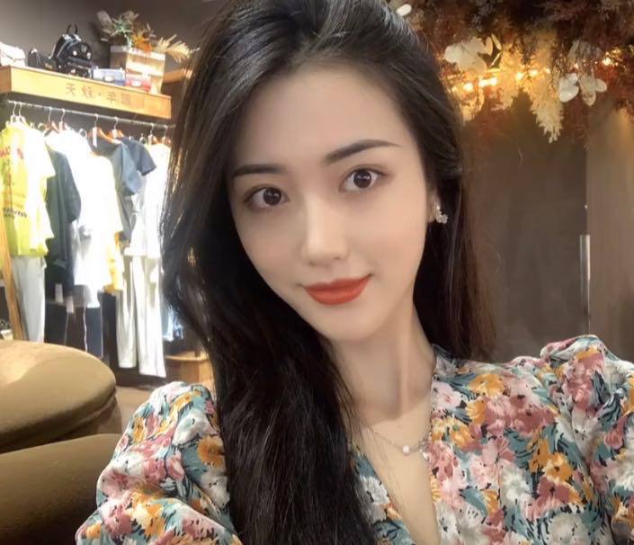 重庆高百醇170d你的现女友#重庆外围#重庆商务模特#重庆上门#外围经纪#重庆外围女#重庆伴游