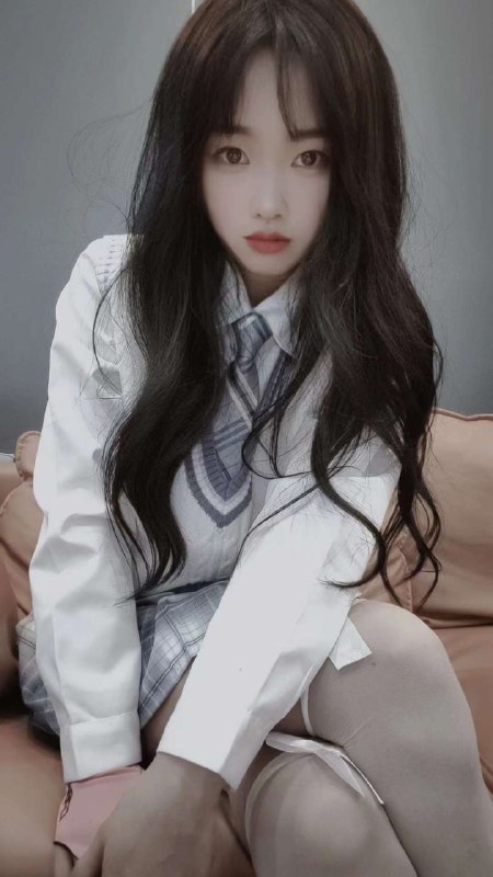 165-05纯纯纯新人，刚pc两个月听话懂事，乖巧顶级反差你的绝佳体验器#重庆外围#重庆商务模特#重庆上门#外围经纪#重庆外围女#重庆伴游