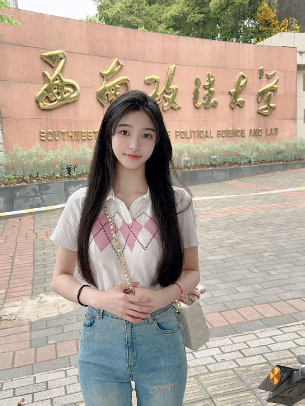 重庆水原希子极品小纯在校生重庆❤️极品白小纯 真实学生👩‍🎓• 𝐇𝐞𝐢𝐠𝐡𝐭身高/168• 𝐖𝐞𝐢𝐠𝐡𝐭体重/90• 𝐁𝐮𝐬𝐭胸围/C• 𝐀𝐠𝐞年龄/03• 𝐒𝐩𝐞𝐜𝐢𝐚𝐥𝐢𝐭𝐲特长• 𝐇𝐨𝐛𝐛𝐲兴趣/清纯气质 待人温柔 声音甜美给你不一样的恋爱体验#重庆外围#重庆商务模特#重庆上门#外围经纪#重庆外围女#重庆伴游