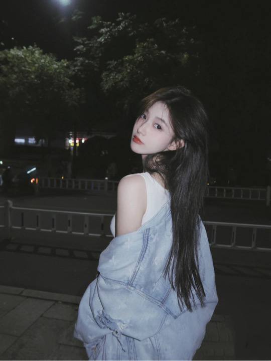 重庆邻家妹妹 学生清纯无整容 03 171 s腰 蜜桃臀 D