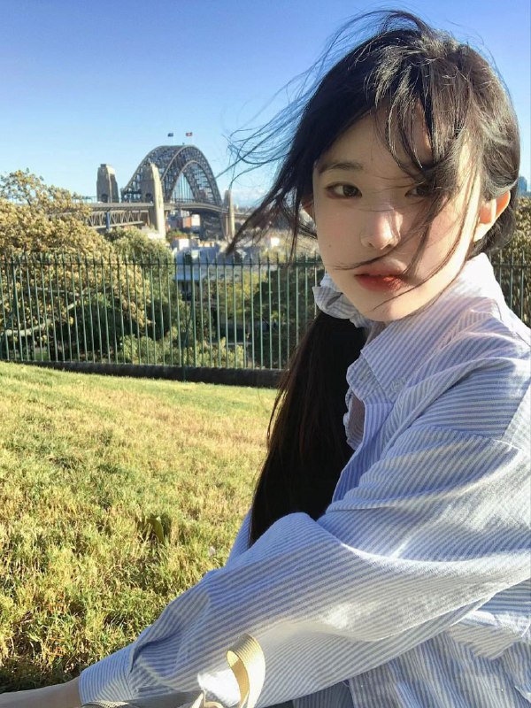 重庆你的韩系女友  168 88斤 有马甲线腹肌 身材匀称 可甜可御耐看型5起