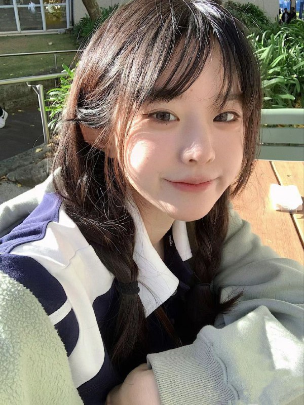 重庆你的韩系女友  168 88斤 有马甲线腹肌 身材匀称 可甜可御耐看型5起