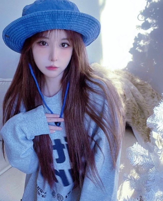 CD极品新人暂时开兼职173🐻D 短期兼职 胸36D腿长110公分 真实00年萌萌哒！高学历高素质皮肤超白 解锁各种姿势