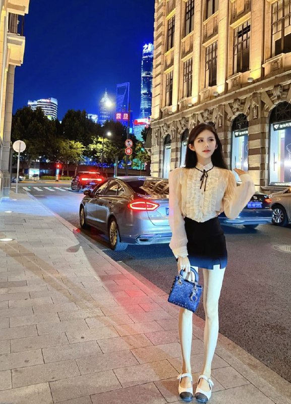 成都人 真实音乐学院学生本人真照 必xi款 专治挑k重庆