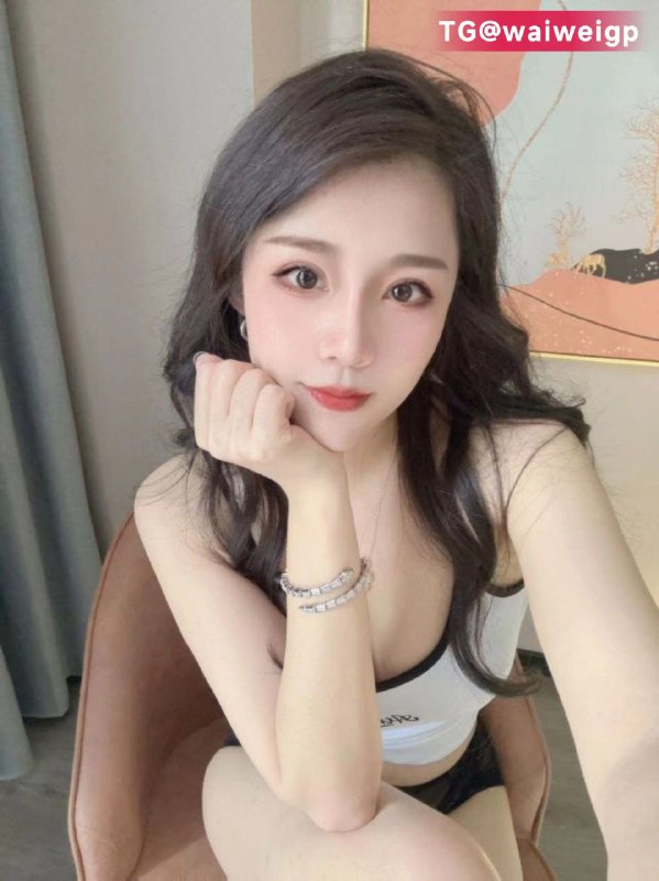 重庆新人真人真照本人验证170真实E熊皮肤雪白