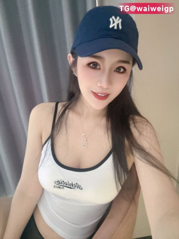 重庆新人真人真照本人验证170真实E熊皮肤雪白