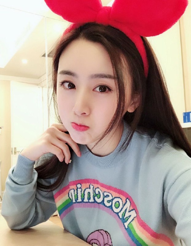 #重庆师范大学美术系 系花172D