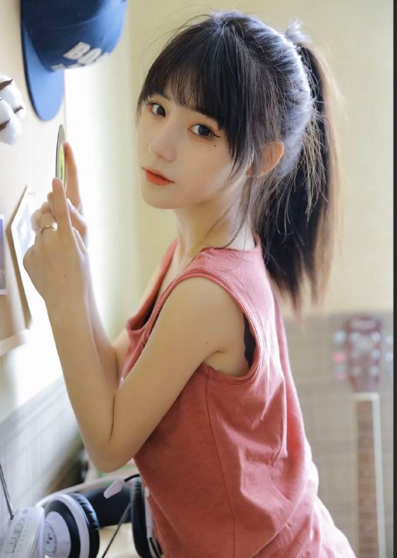 #重庆新人 04  身高166 体重45kg🐻C➕性格温柔 皮肤❄️白 长相甜美在校学生 班