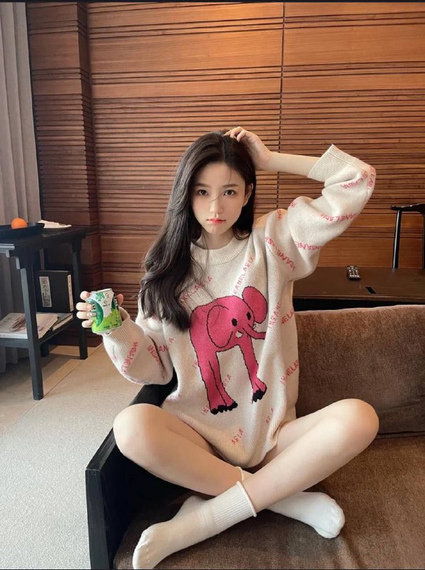 #重庆学生⭕️外兼职 短暂停留身高 172🐻e00年邻居妹妹嘴甜如蜜 感受男友般待遇.可盐可甜可御 真人真照肤白气质 不事不催