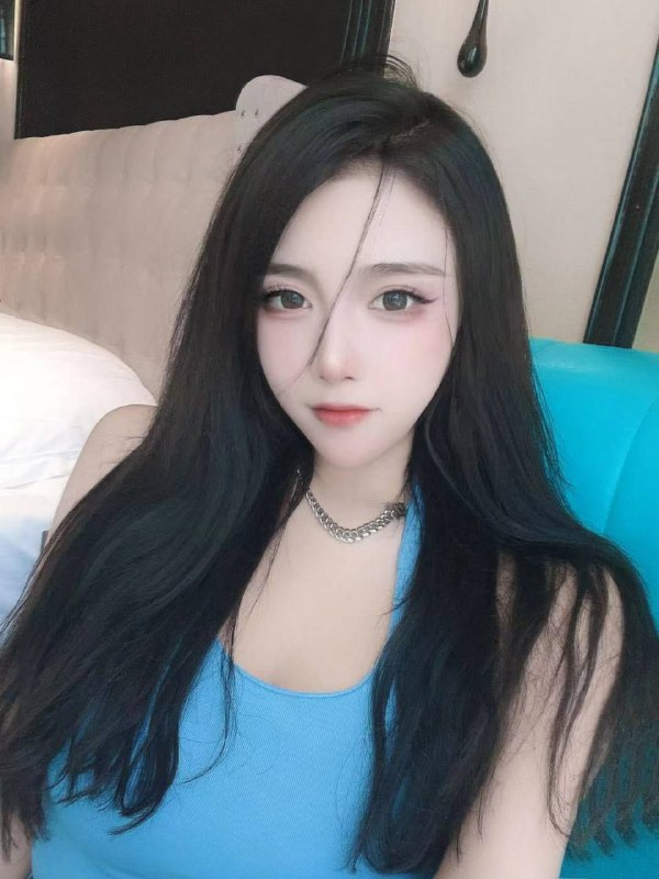 #重庆新人白小纯 170d， 00年   清纯甜美 女友感觉❤️.氵多丝滑超级配合。