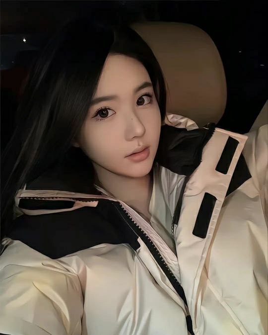 重庆， 陈伟霆极品女友 168 D 配合度超高