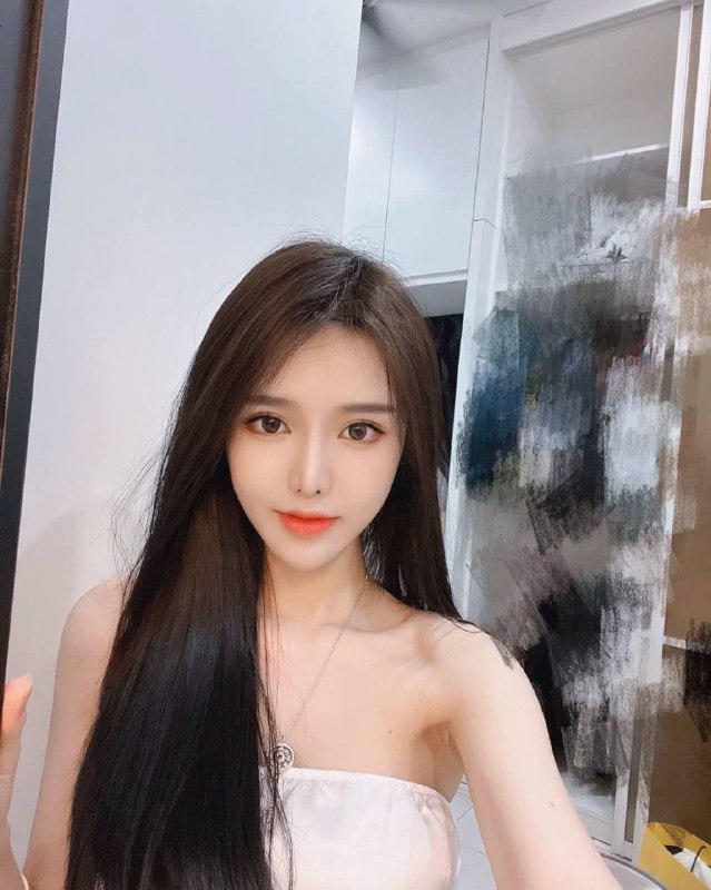 重庆舞蹈生兼职清chun气质170D雪白·真实演员 获奖模特 情商在线·舞蹈专业·好ping神器 碧玺