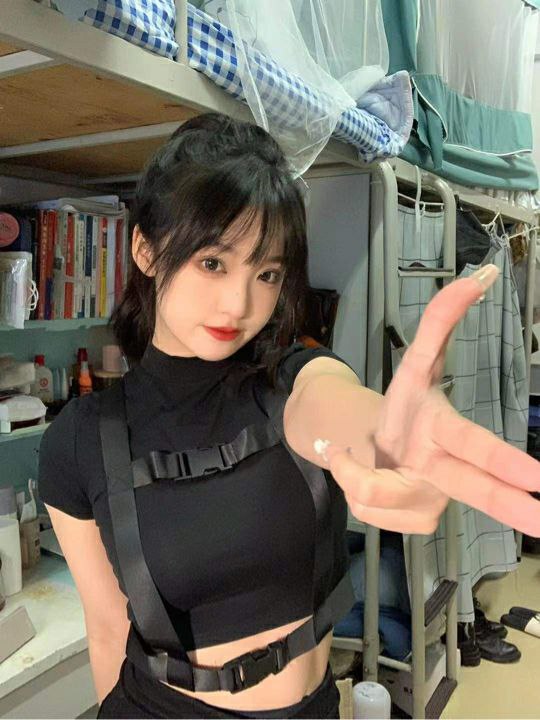 重庆，陈小春168 36D  50  00后大蜜 服务超好 肉感十足