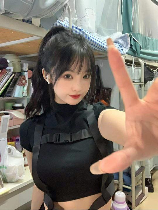 重庆，陈小春168 36D  50  00后大蜜 服务超好 肉感十足