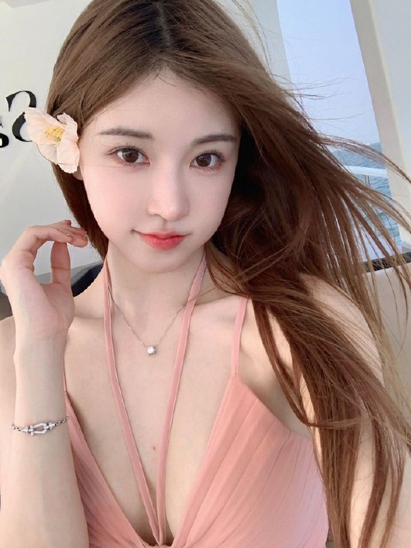 重庆，   精品03后168cm時装模特Cosplay玩家!