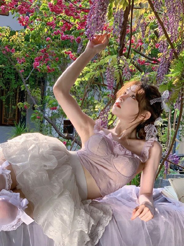 重庆，   精品03后168cm時装模特Cosplay玩家!