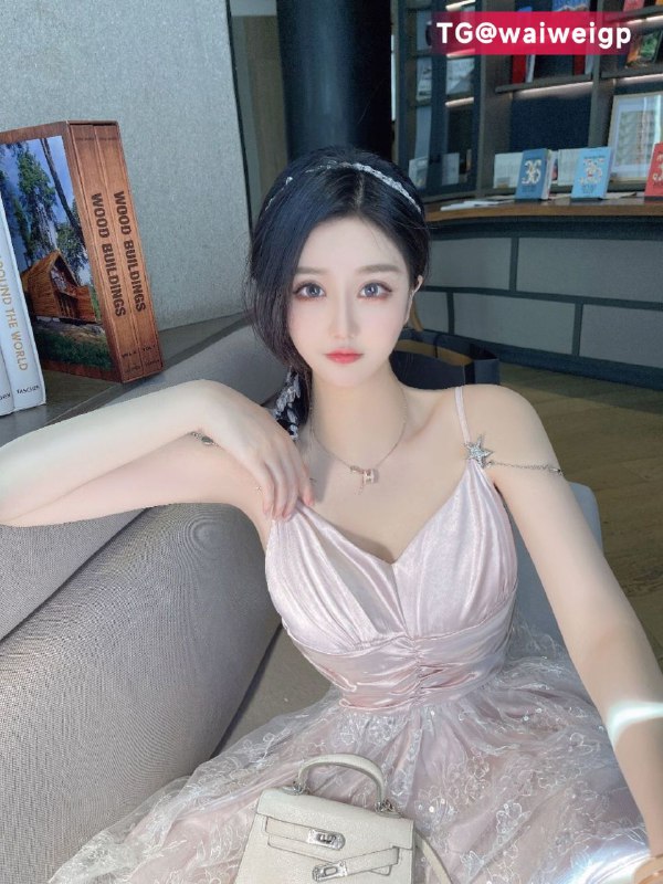 重庆 小人物身高170 e