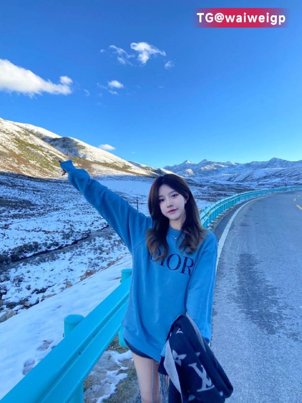 重庆小人物 03年身高16803年 身高165 85斤清纯瘦白真实在校生