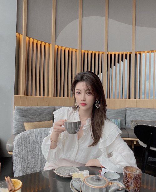 重庆高百纯重庆新人🎬北京电影学院表演系 会跳舞 会英语172C