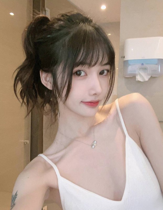 重庆超级清纯5起质量短暂兼职！• 𝐇𝐞𝐢𝐠𝐡𝐭 168• 𝐖𝐞𝐢𝐠𝐡t 90• 𝐁𝐮𝐬𝐭胸围 C• 𝐀𝐠𝐞年龄 03水多，各种姿势都会168大白腿   手感极佳你喜欢的姿势我都会（人照🈚️差🈲🐱）！#重庆