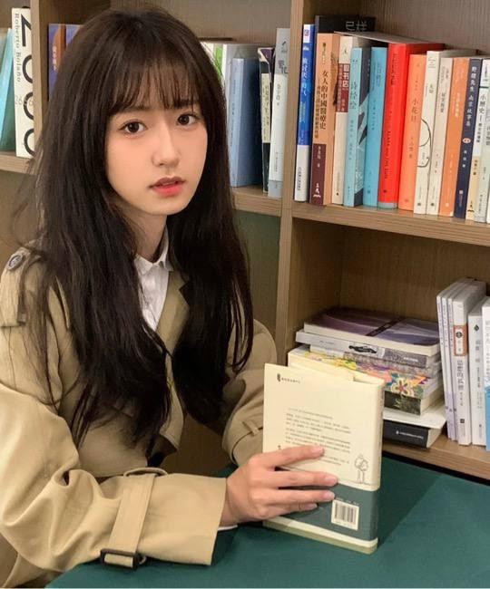 #重庆168D 02年 微笑阳光Girl 治愈系女孩音乐学院表演系