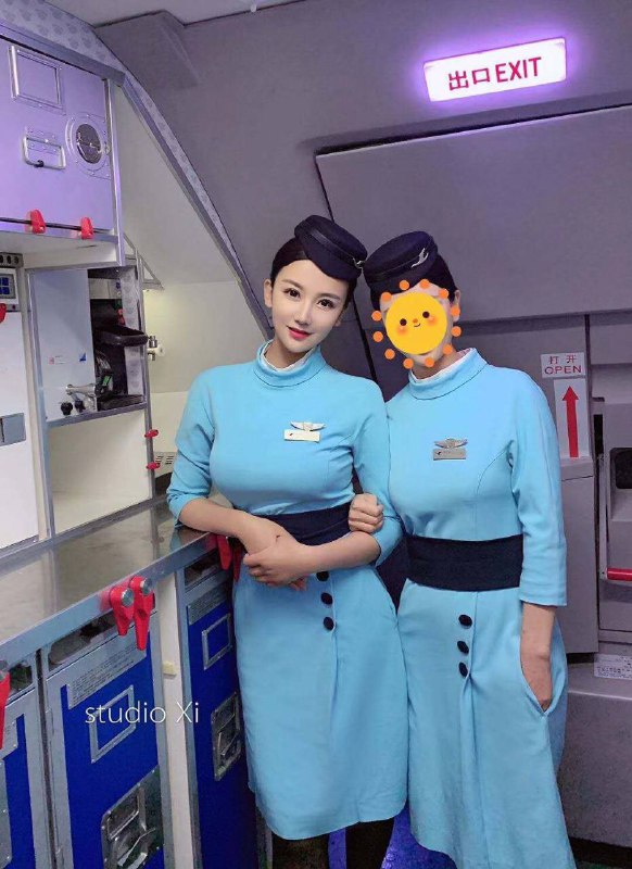 重庆纯新人 第一次开拍，98年 黄金比例，敏感体质  ，净高175，36D，可白小纯甜美，可大蜜性感，前凸后翘，性格好不事