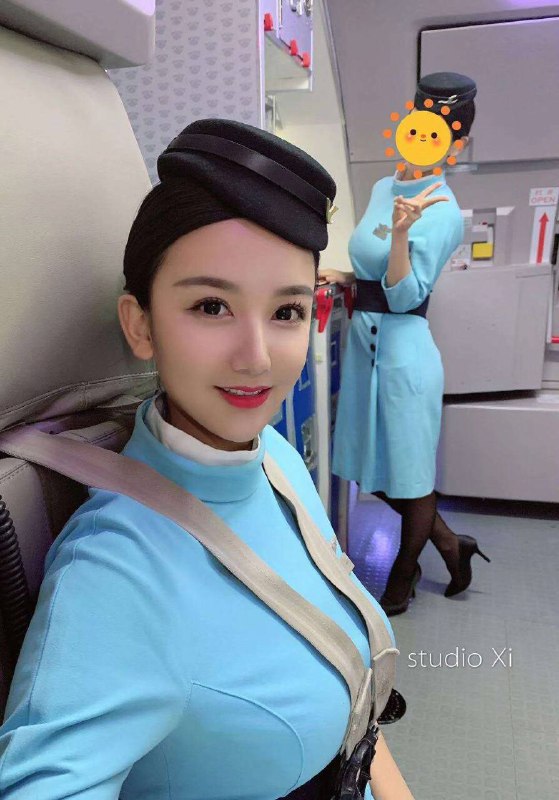 重庆纯新人 第一次开拍，98年 黄金比例，敏感体质  ，净高175，36D，可白小纯甜美，可大蜜性感，前凸后翘，性格好不事