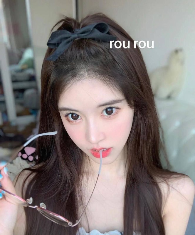 Stature： 170Body weight： 45Mind： c•💫爱好瑜伽旅游唱歌•💫洋气🍒jk制服👗纯兼职·全身嫩白    身材苗条  下体粉嫩• fw极认真    不事不催     极好调教