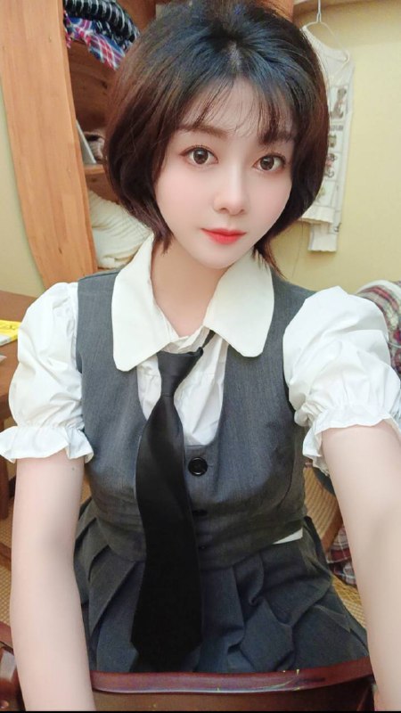 重庆首开❤️人 假赔💦桃桃 学生兼职165🐻C/44kg A4腰/翘臀/美脚天然乖巧🉑～69 ～kiss～鸳鸯浴肤白三粉 软软糯糯给你恋爱的感觉只接素质课 不接酒后随意指定炎症