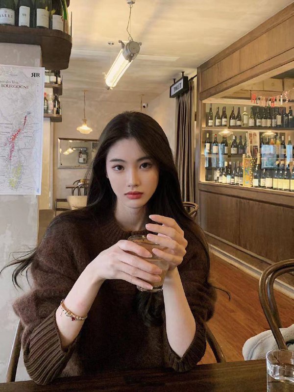 170C全身雪白零瑕疵  上下粉嫩可清纯可性感   无风尘味穿衣大牌 气质女神范