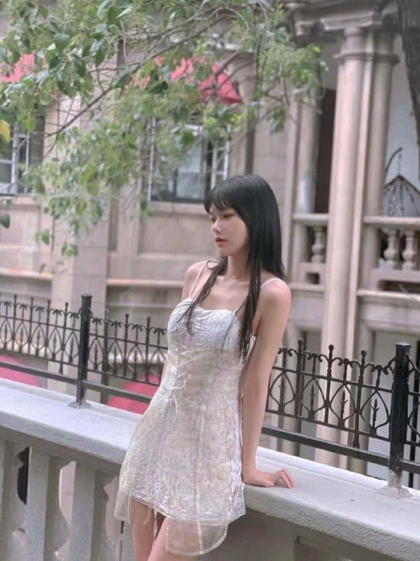 170  /C  00后 ，青春少女，活好不事 敏感体质 皮肤雪白 洋气 会打扮 可爱女友feel  有耐心 超温柔 不催不事儿 待客如初恋 乖巧听话 性格开朗