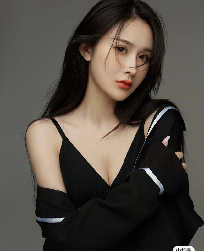 小欣🏠重庆 落落• 新人首开刚下水• 肤白貌美 性格活泼 热情大方 真人真照💧• 高168 天然C0⃣️2⃣️年 真实数据• 不催 不事  真人真照随意验证。可🐍吻.69.kiss，体重90斤。