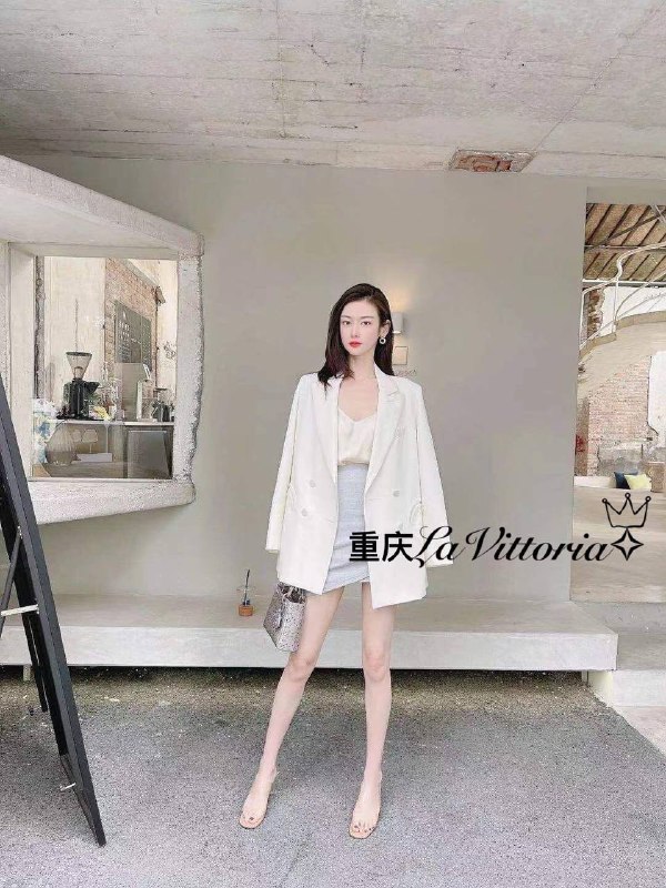 重庆服装模特黄金比例气质温柔171🐻D本人比照片好看能洗能好评🉑淳🉑密高级脸