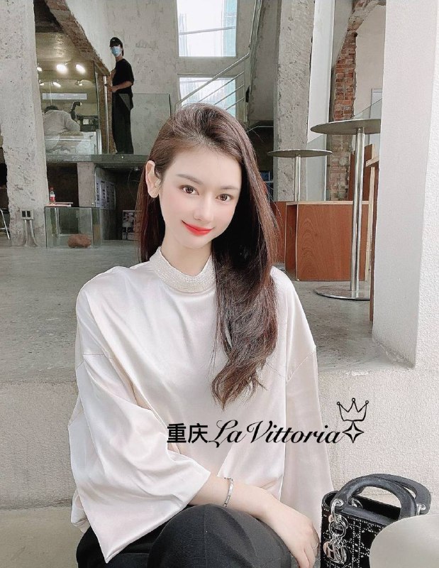 重庆服装模特黄金比例气质温柔171🐻D本人比照片好看能洗能好评🉑淳🉑密高级脸