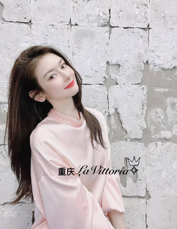 重庆服装模特黄金比例气质温柔171🐻D本人比照片好看能洗能好评🉑淳🉑密高级脸