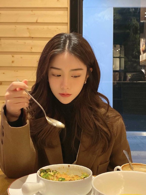 重庆Lgnorant无知少女🏠172e你的贴心女友