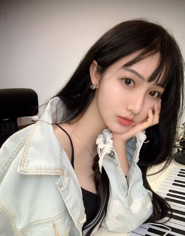 #重庆越越。川音学生 极品碧玺 身高净168cm 体重48kg🐻D服务态度超级好 给你初恋般的感觉，老铁多推荐🙏