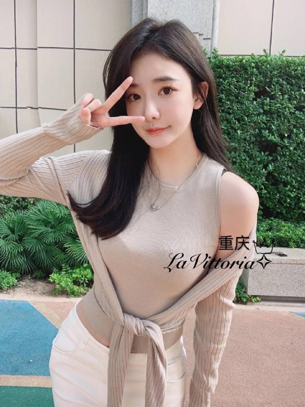 #重庆LaVittor。首次抵达170🧸D高白淳制服丝袜齐全高素质温柔体贴不事不催前凸后翘（验证）