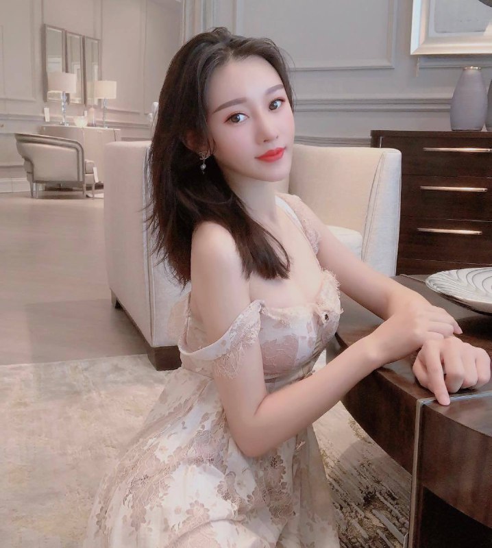 重庆可欣💎❤人170d前凸后翘 皮肤雪白🉑️验证