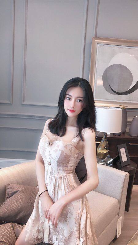 重庆可欣💎❤人170d前凸后翘 皮肤雪白🉑️验证